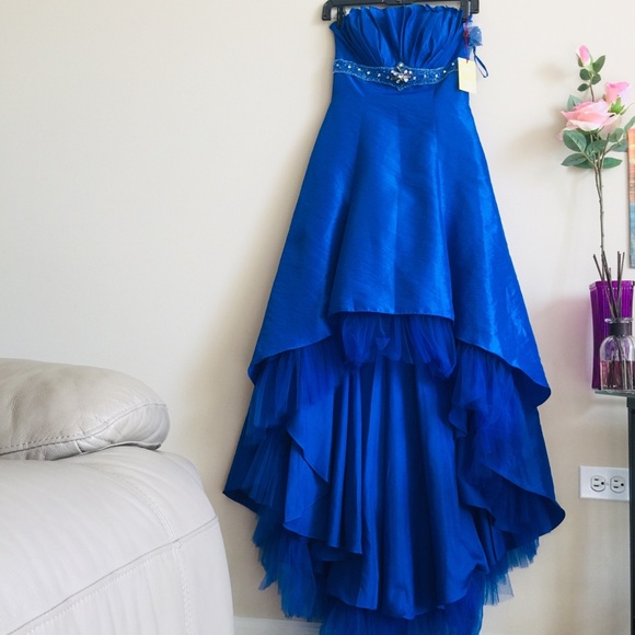 May Queen Dresses & Skirts - MAY QUEEN DRESS! SIZE-6